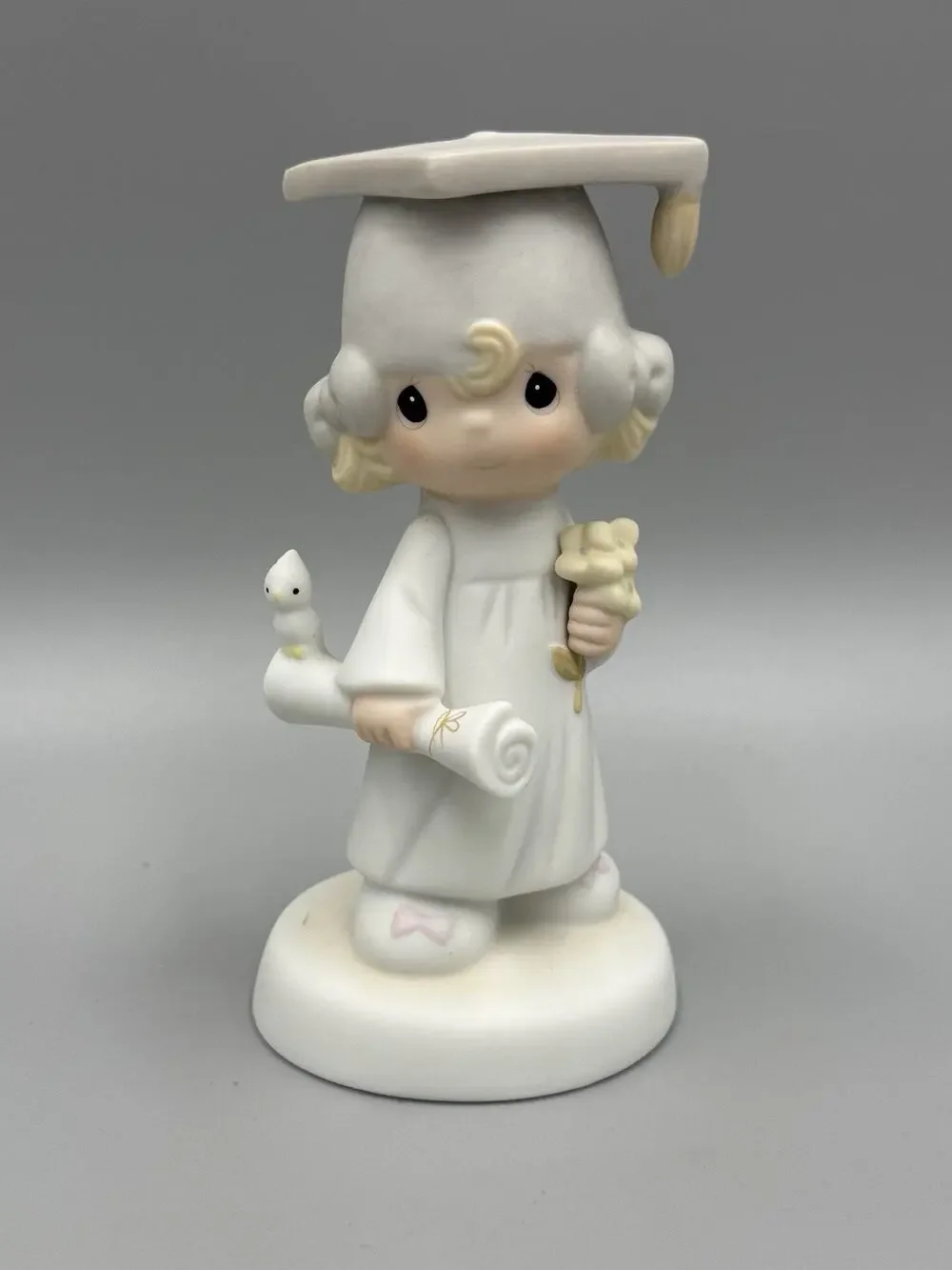 1980 Precious Moments The Lord Bless You and Keep You Graduate E-4721 No Box